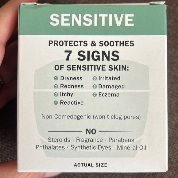 OLAY SENSITIVE SOOTHING COLLOIDAL MOISTURIZER NIB - Picture 4 of 6